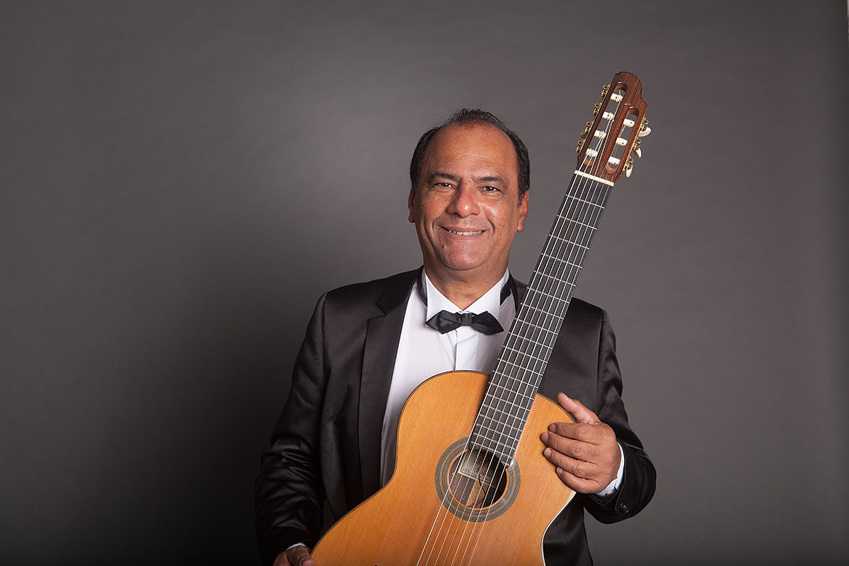 CAMERATA DE RENATO VELASCO